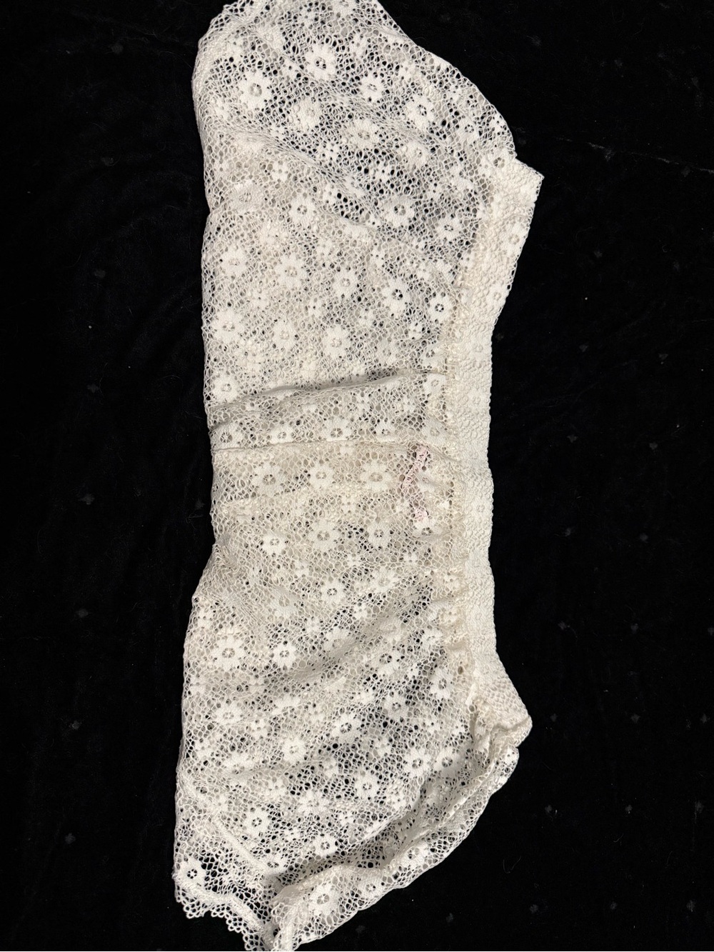 Victoria's Secret Ivory Floral Lace Boyshort - Picture 4 of 4